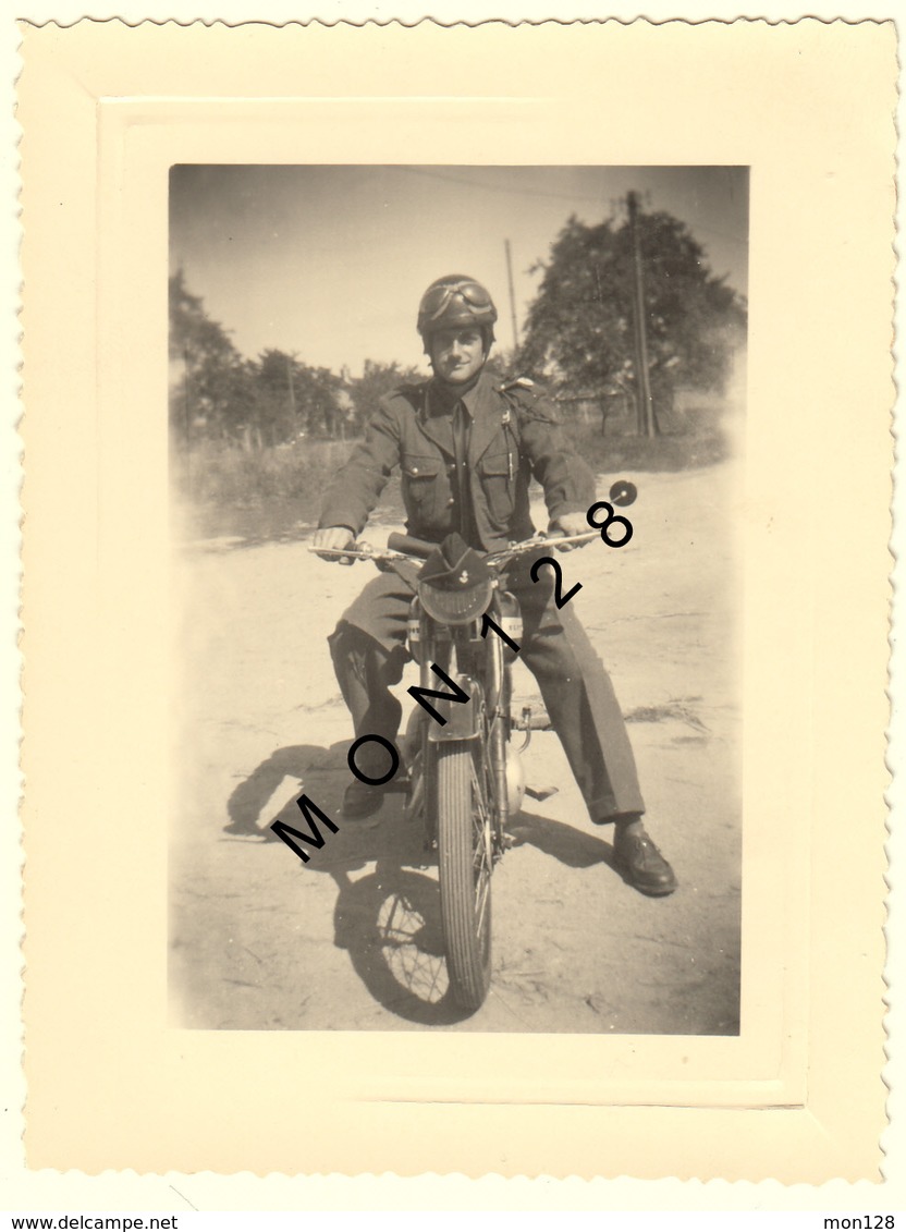 MOTO MILITAIRE -  PHOTO DE FAMILLE D'ORIGINE 10,5x8 Cms - Cycling