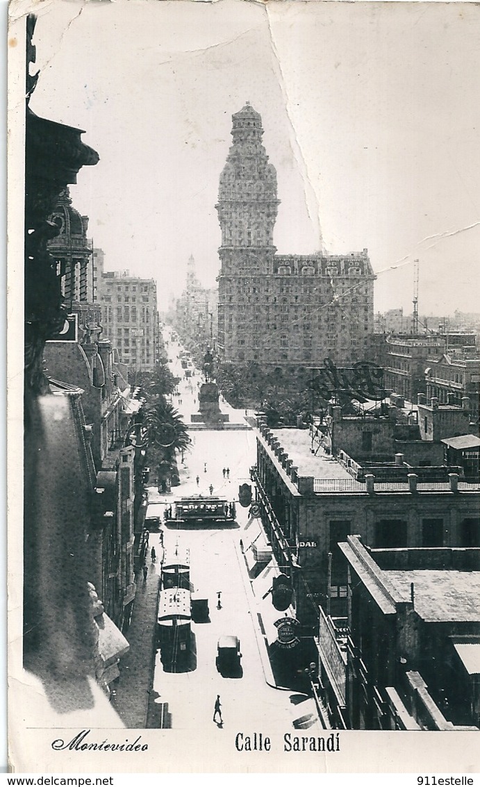 Uruguay  MONTEVIDEO .  CALLE  SARANDI - ( état Plis ) - Uruguay