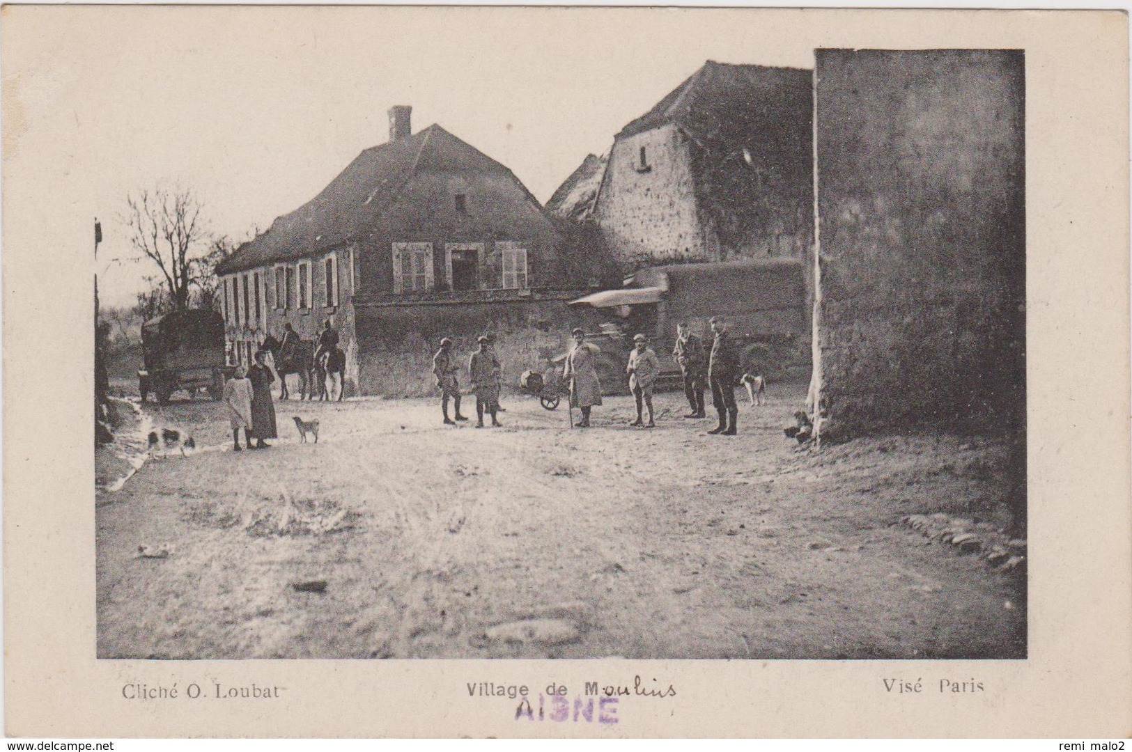 CARTE POSTALE     Village De MOULINS 02 - Autres & Non Classés