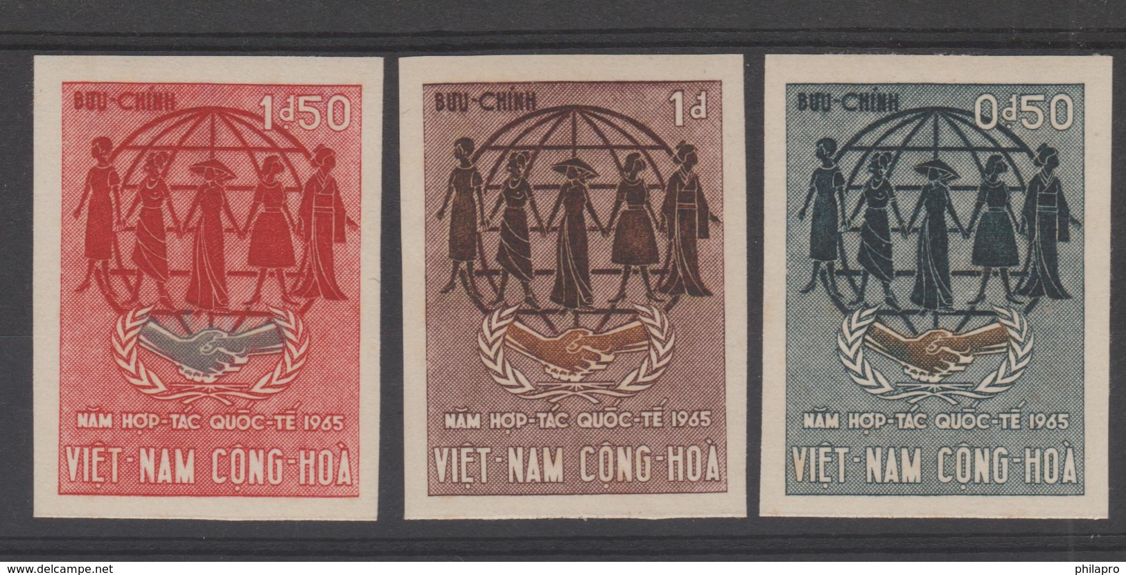 S..VIETNAM    IMPERF /NON DENT  COOPERATION YEAR   Yvert N°  261/3 Réf 261  See Two Scans - Viêt-Nam