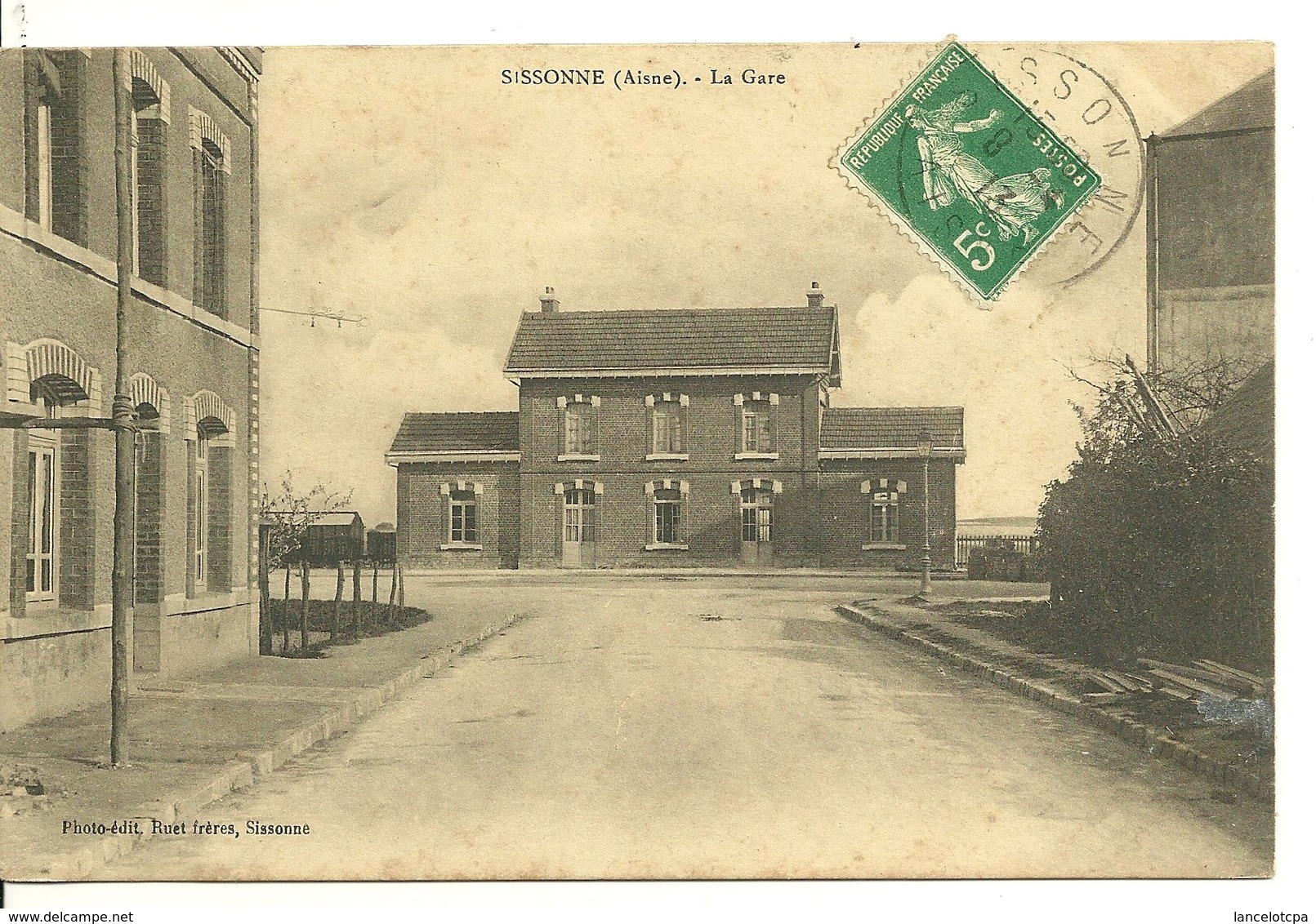 02 - SISSONNE / LA GARE - Sissonne