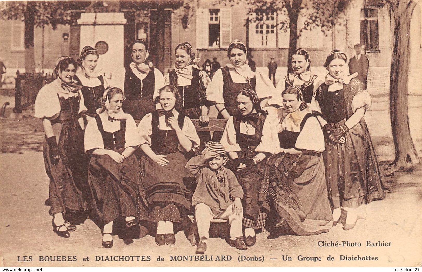 25-MONTBELIARD- LES BOUEBES ET DIAICHOTTES DE MONBELIARD - UN GROUPE DE DIAICHOTTES - Montbéliard