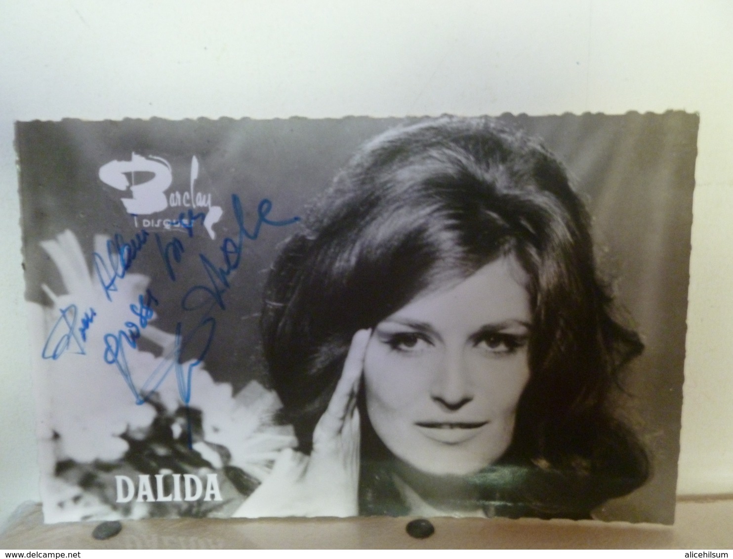 Photo Carte Dédicacée  Dalida - Chanteurs & Musiciens