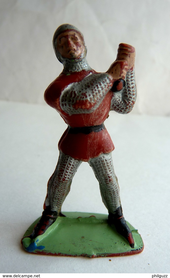 Figurine Guilbert MOYEN AGE CHEVALIER Rouge  60's Pas Starlux Clairet Cyrnos, Incomplet - Militaires
