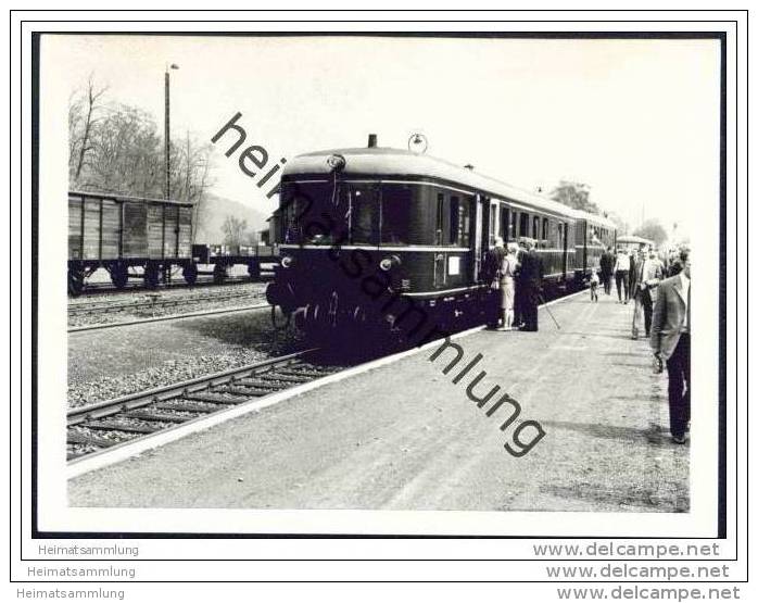 Malsfeld 1969 - Dieseltriebwagen Baureihe VT60 Baujahr 1939 - Foto 7,5cm X 10,5cm - Trains