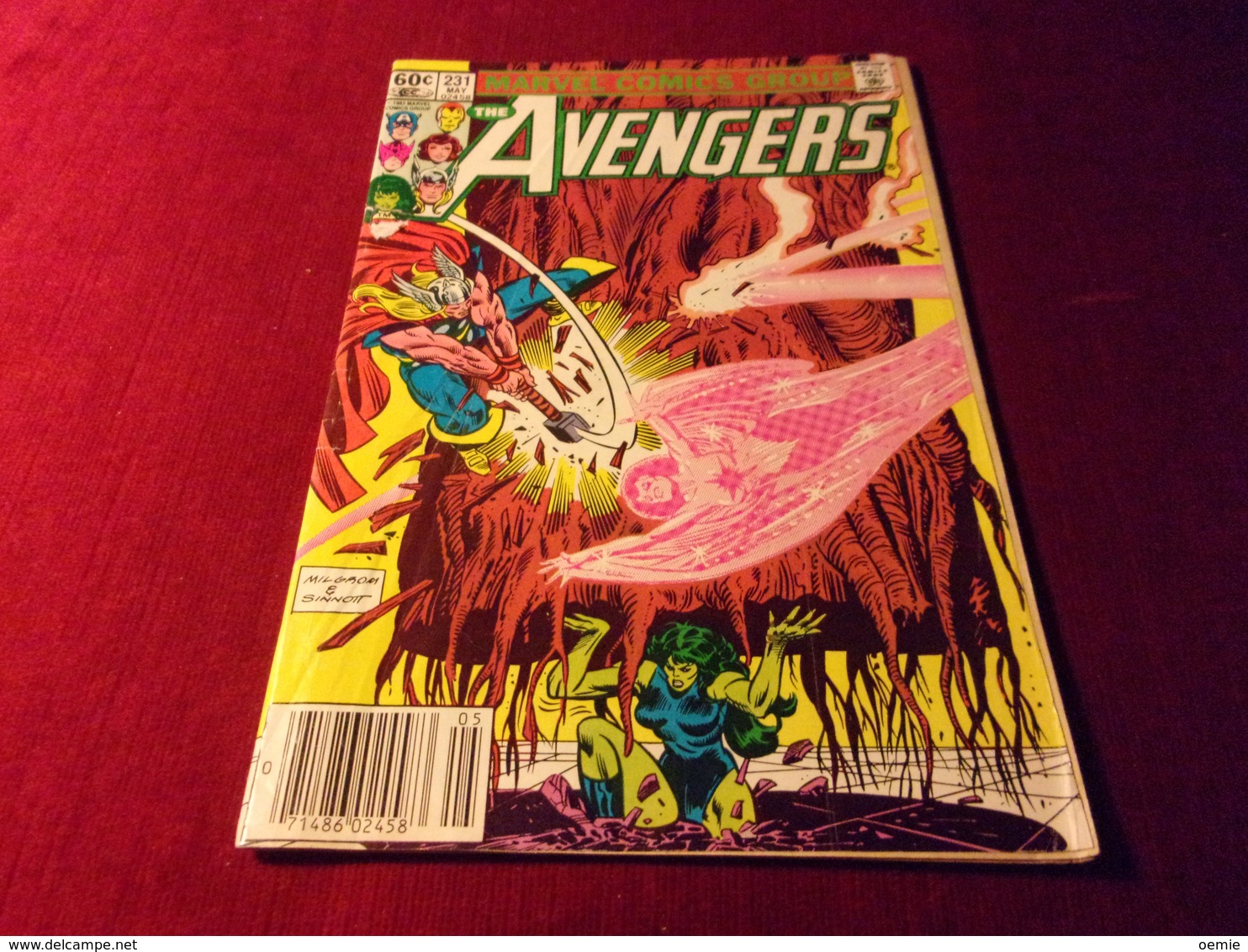 AVENGERS   231 MAY - Marvel