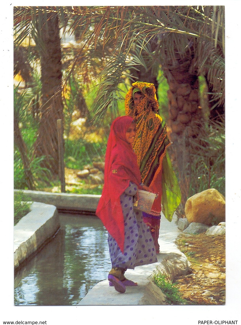 OMAN - QURIYAT, Omani Girls - Oman