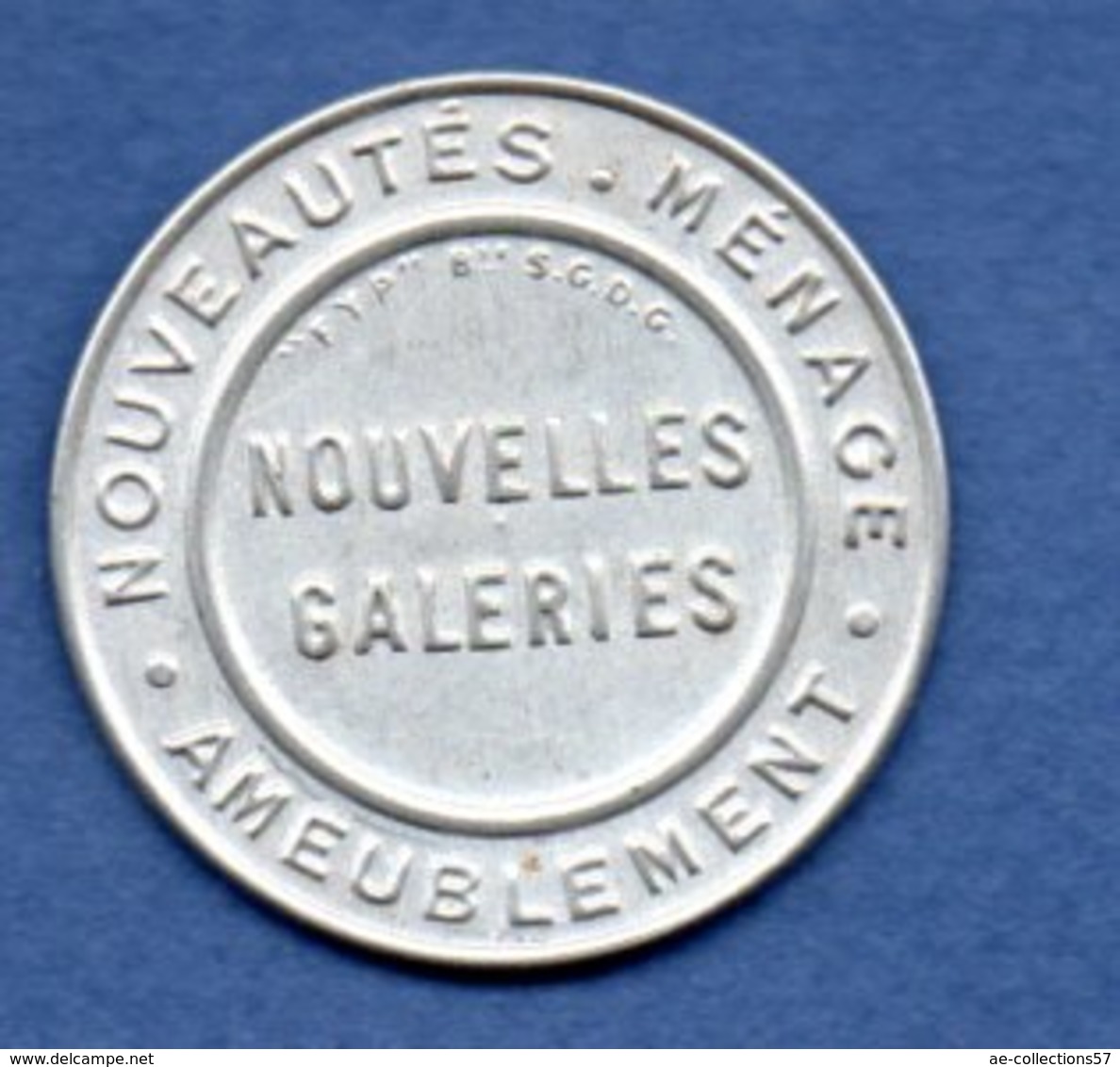 Timbre-monnaie  --  Nouvelles Galeries  - 5 Centimes Vert - Profesionales / De Sociedad