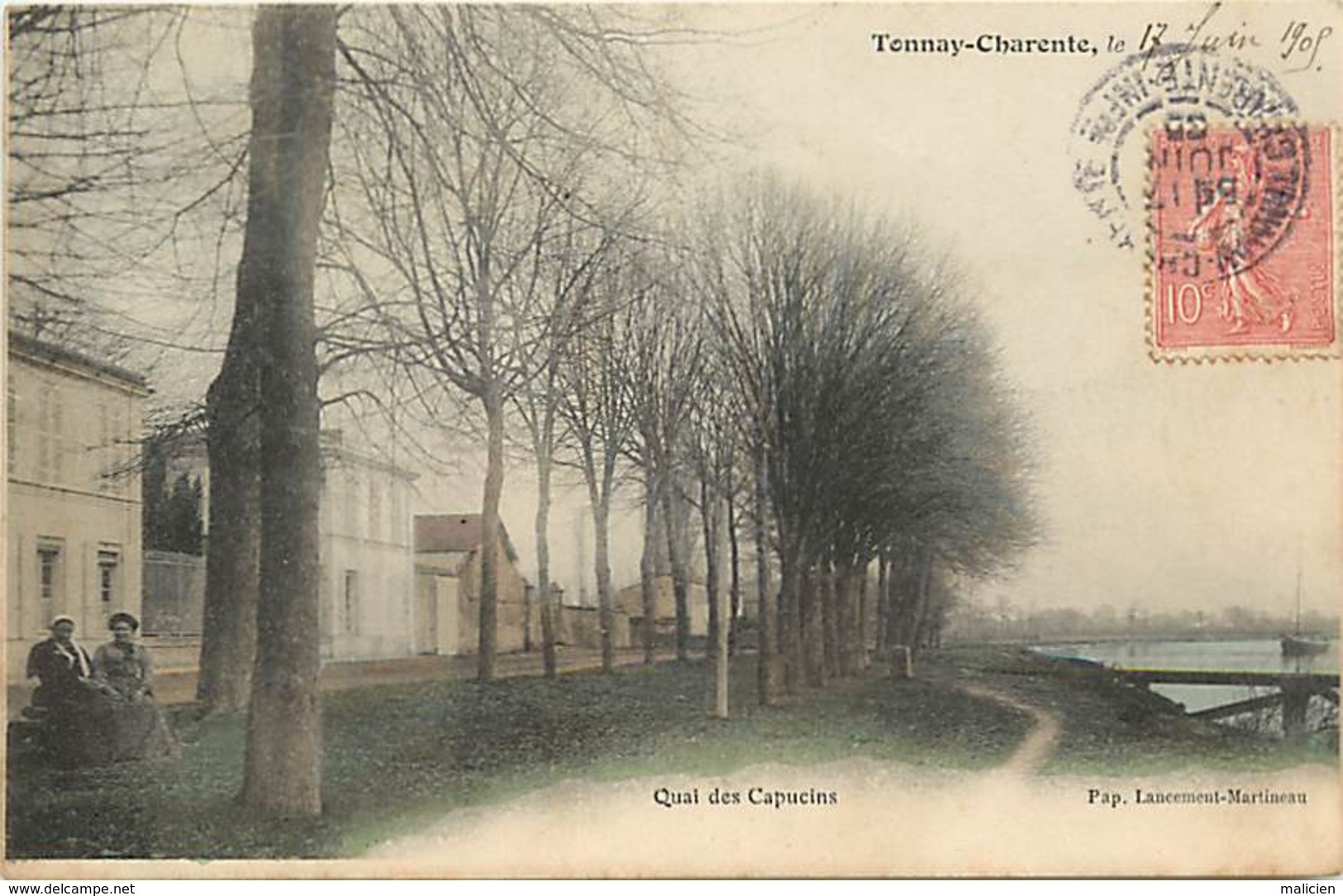 - Charente Maritime -ref-H305- Tonnay Charente - Quai Des Capucins - Carte Colorisee Bon Etat - - Autres & Non Classés