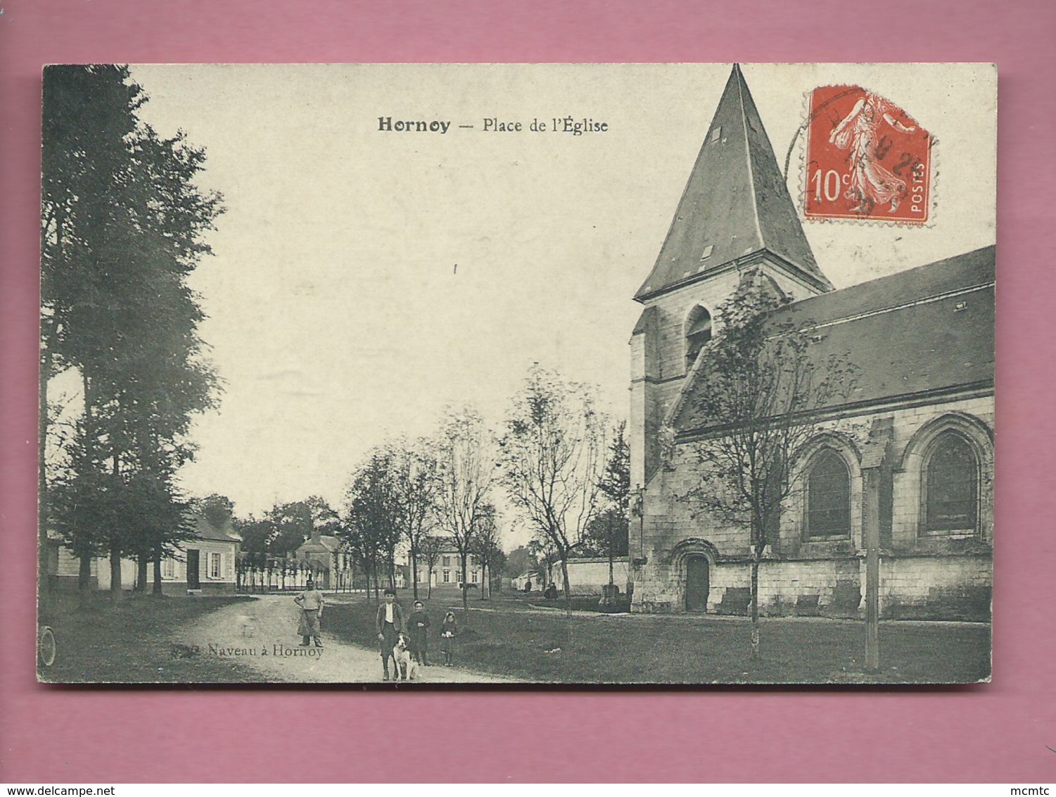 CPA  -  Hornoy  -  Place De L'église - Hornoy Le Bourg