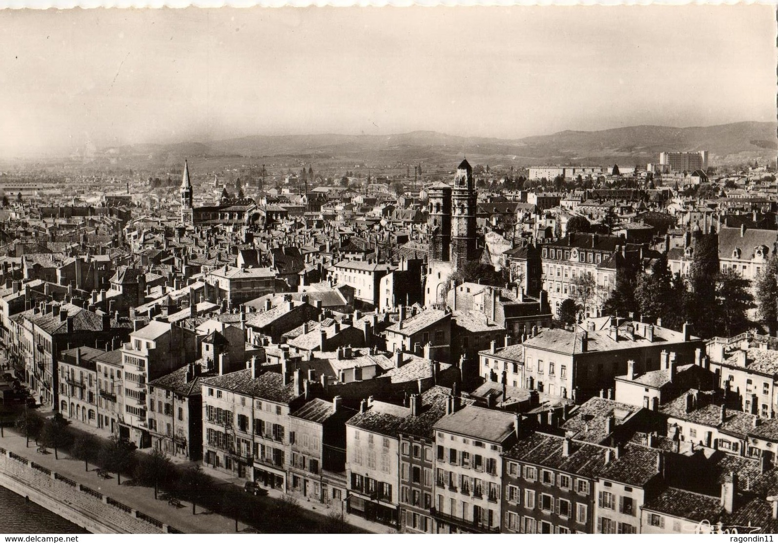 71 - MACON - VUE AERIENNE SUR LE QUARTIER NORD - LE VIEUX VINCENT - PREFECTURE - Macon