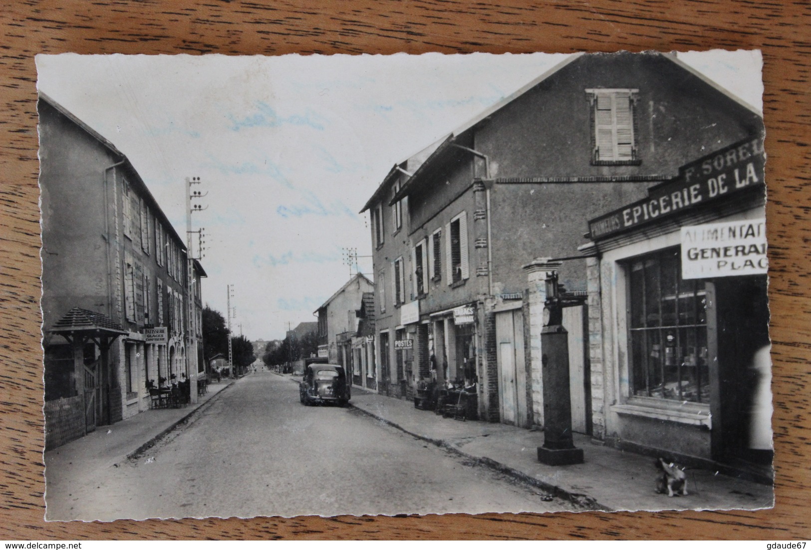 BARNEVILLE SUR MER (50) - L'AVENUE ALLANT DE BARNEVILLE BOURG A LA PLAGE - Barneville