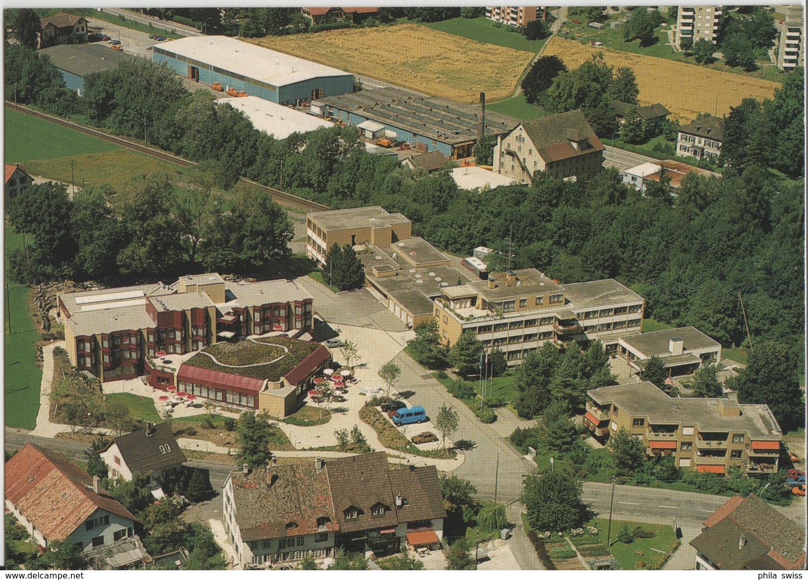 Wetzikon, Im Vordergrund Invaliden- Wohn- Und Arbeitszentrum IWAZ - Flugaufnajme Photo Swissair - Wetzikon