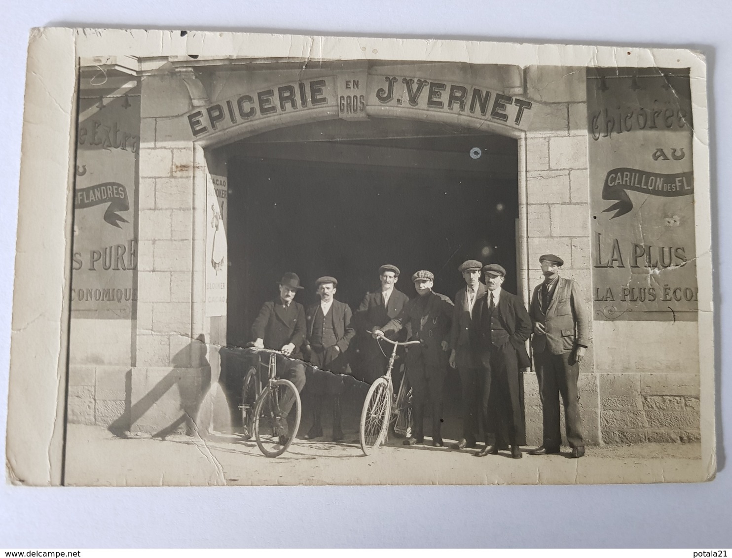 Employés Devant épicerie J.VERNET DIJON - Dijon