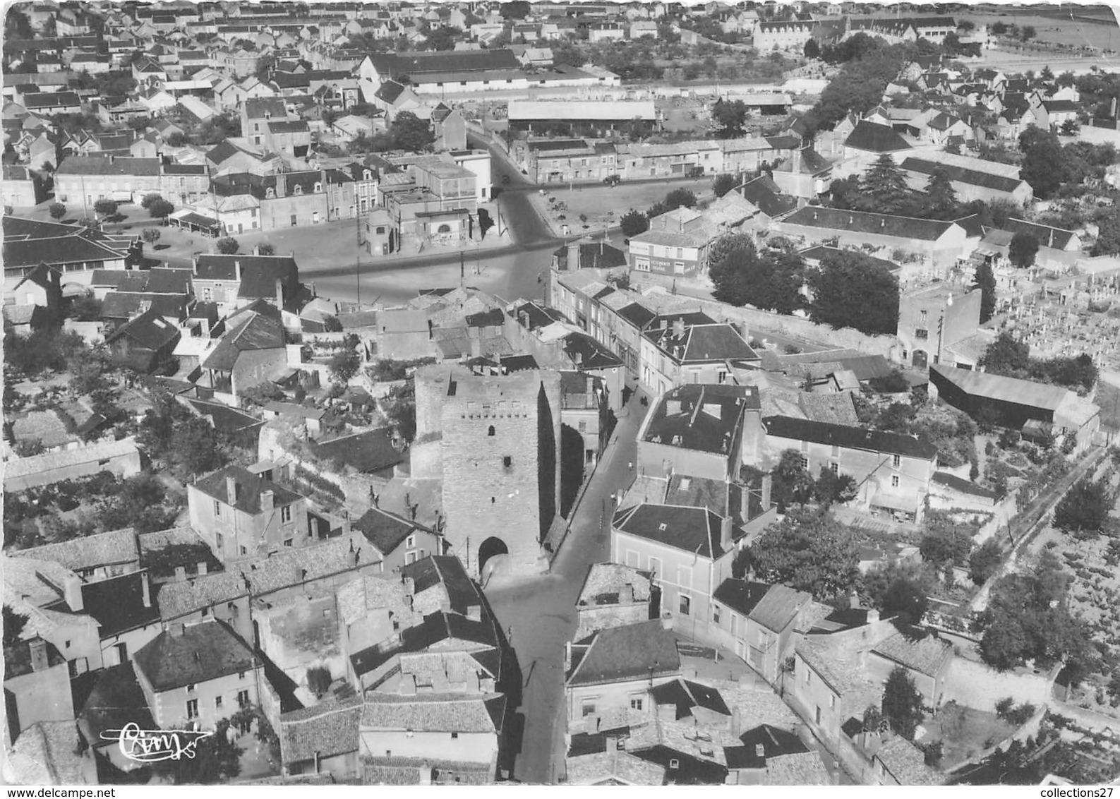 79-THOUARS- LA PORTE AU PREVÔT XIIIeS - Thouars