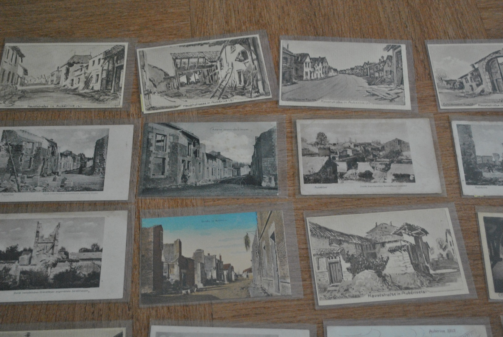 51 Marne Auberive Lot De 42 Cartes Militaria Illustrateur Guerre Ville Allemagne ... - Other & Unclassified