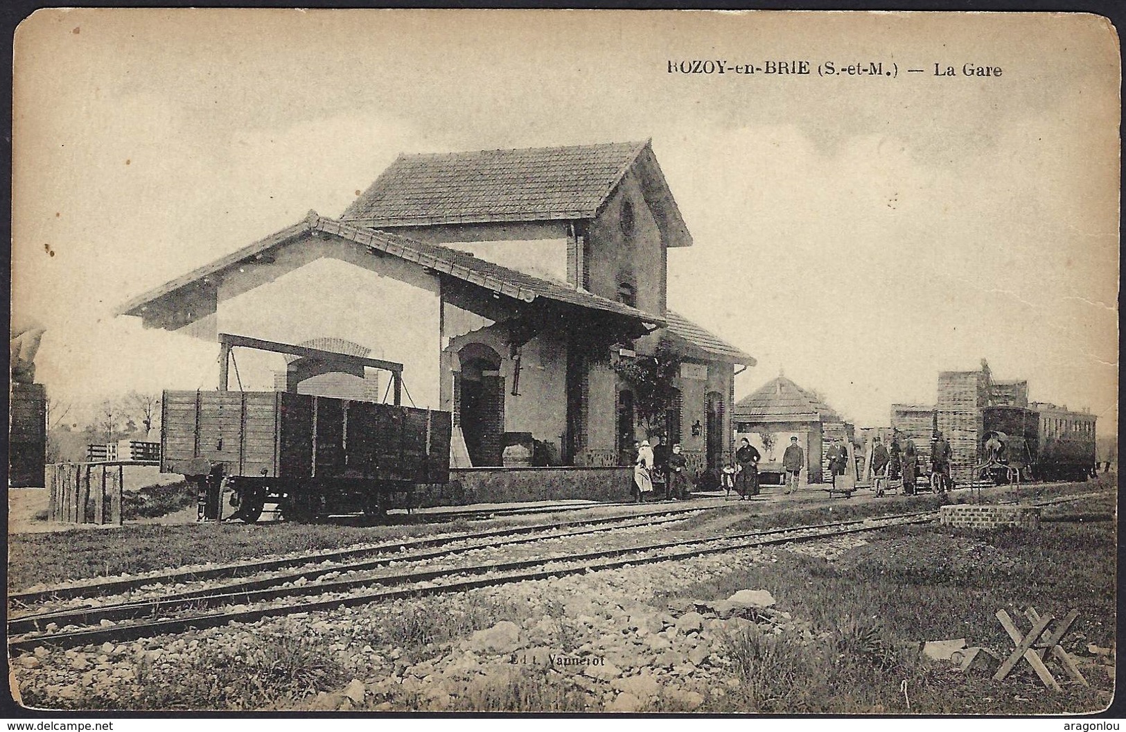 Rozoy - En - Brie (S- Et- M.)  / 2scans - Gares - Avec Trains