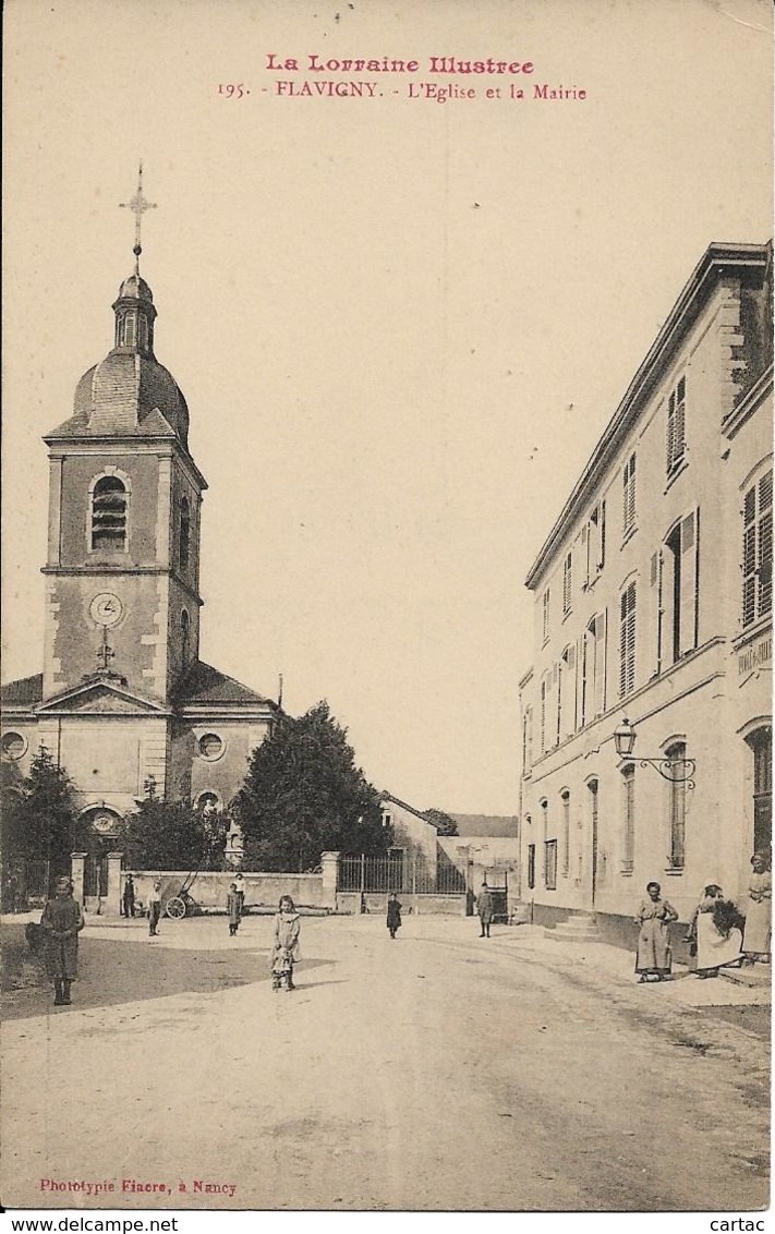 D54 - FLAVIGNY - L'EGLISE ET LA MAIRIE - Carte Animée Femmes, Enfants Et Hommes - Autres & Non Classés