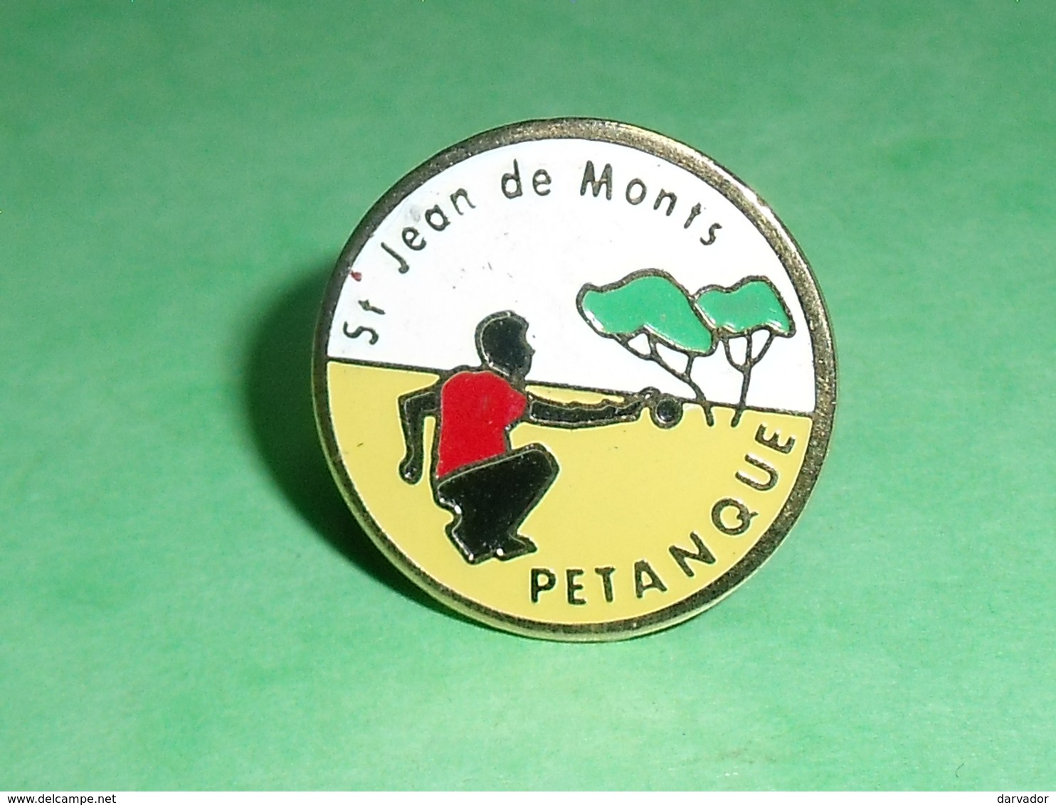 Pin's / Pétanque : St Jean De Monts  TB1AA - Boule/Pétanque