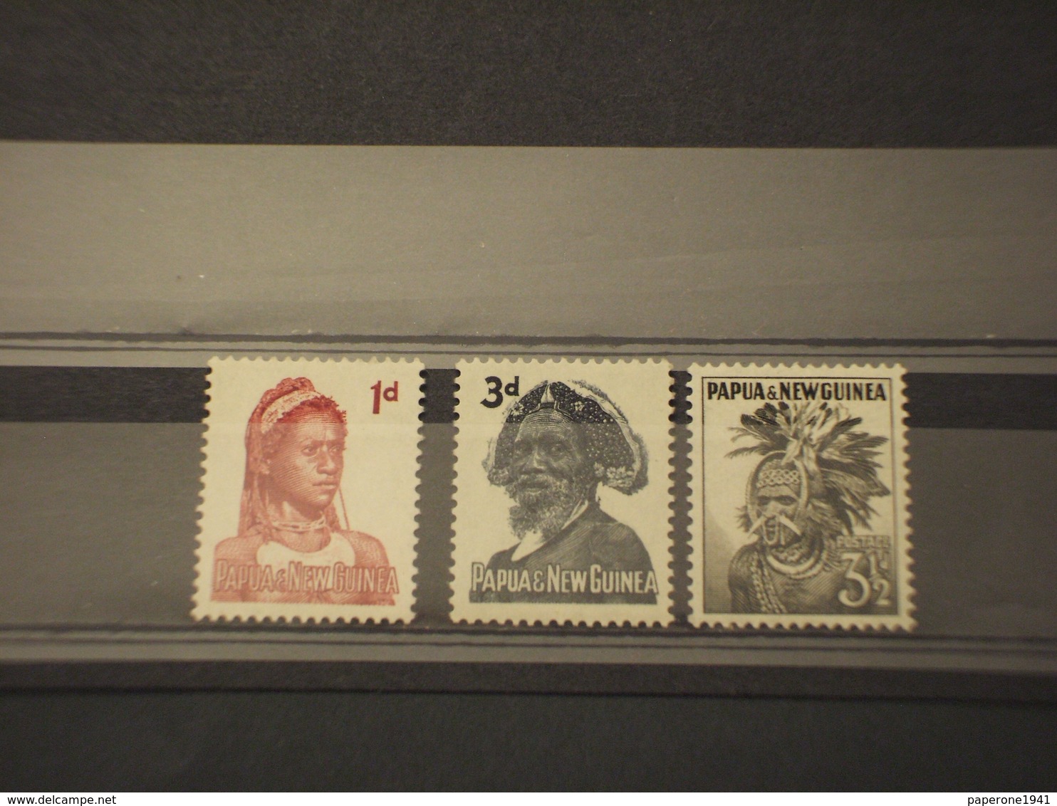 PAPUA N. G. - 1958/64 COSTUMI 3 VALORI - NUOVI(++) - Papua Nuova Guinea