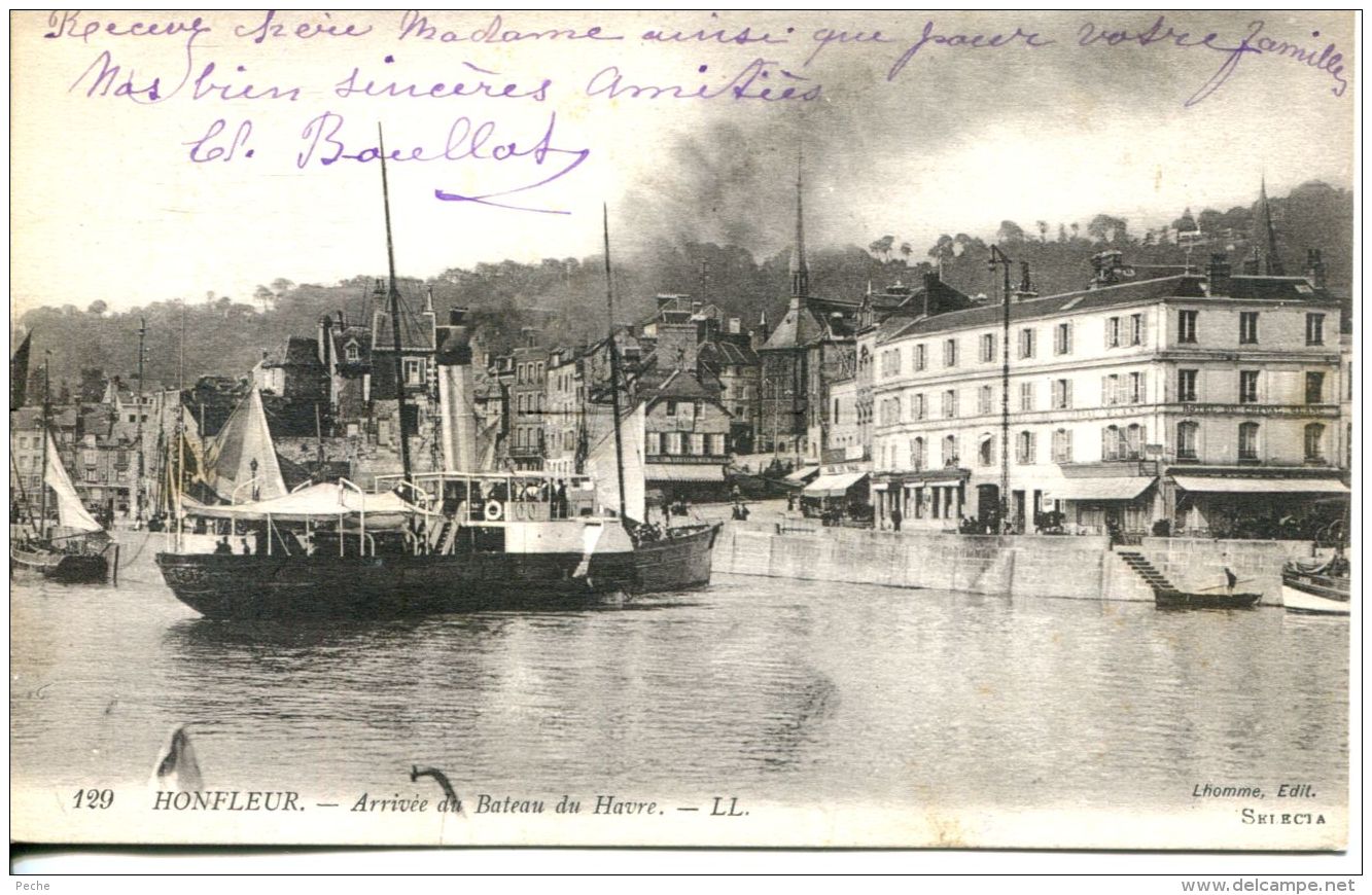 N°64160 -cpa Honfleur -arrivée Du Bateau Du Havre- - Autres & Non Classés