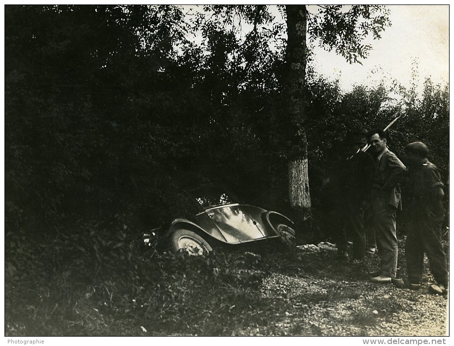 France Mémoires D'une Dépanneuse Accident De Voiture Fosse Ancienne Photo 1935 - Cars