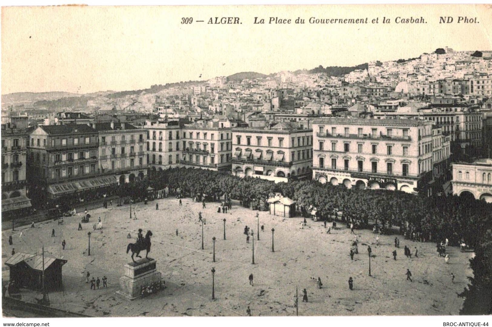 CPA N°14280 - LOT DE 4 CARTES D' ALGER - LA PLACE DU GOUVERNEMENT ET LA HAUTE VILLE + ESCADRE DE LA MEDITERRANEE - Algerien