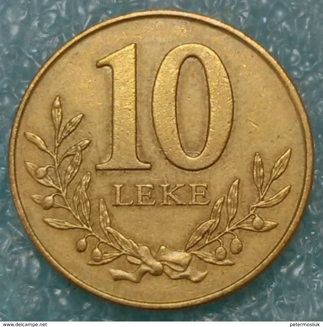 Albania 10 Lekë, 2000 ↓price↓ - Albania