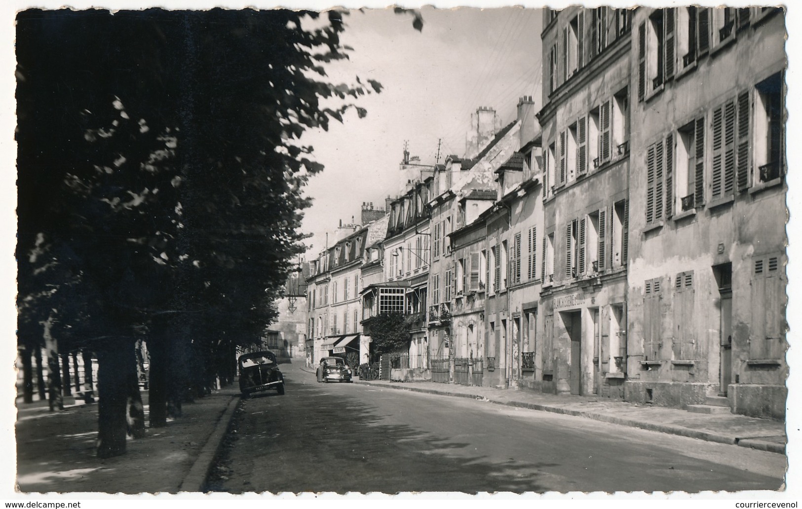 CPSM - POISSY (Seine Et Oise) - Le Quai - Poissy