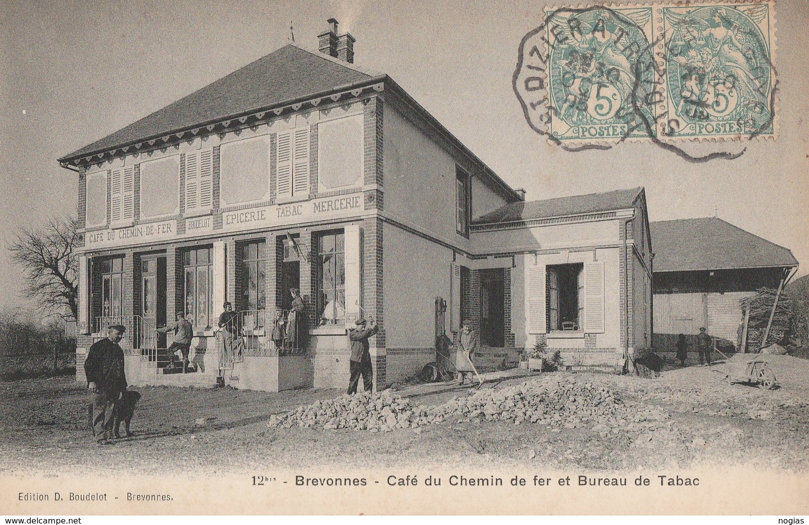 BREVONNES - LE CAFE DU CHEMIN DE FER ET BUREAU DE TABAC - TRES BELLE CARTE ANIMEE - 2 SCANNS - TOP !!! - Autres & Non Classés