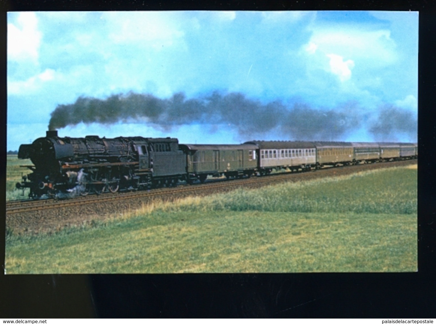 LOCOMOTIVE ALLEMANDE - Trains