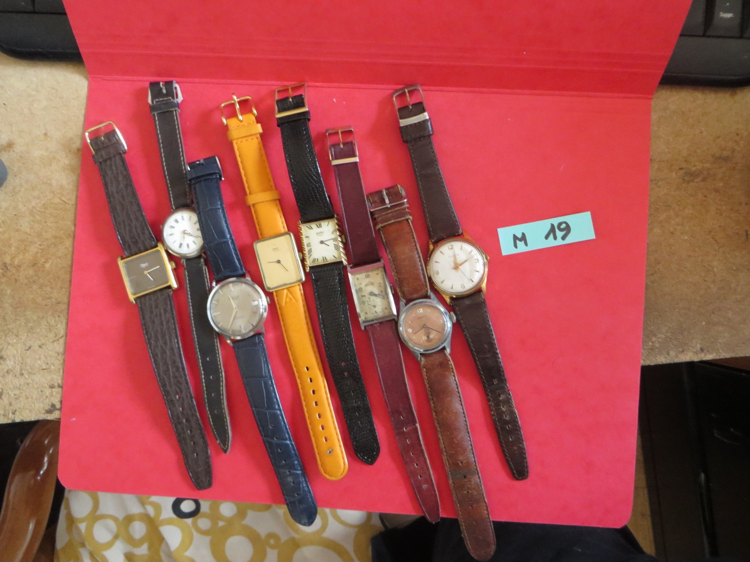 Lot De 8  MONTRES ,,voir Plusieurs Scans,,,sans Garantie De Marche,,,LIRE DESCRIPTION IMPORTANT - Other & Unclassified