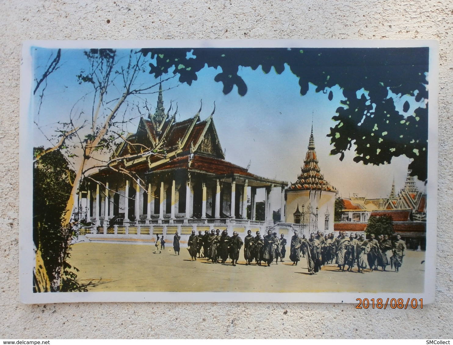 Cambodge. Phnom Penh, Bonzes Devant La Pagode D'argentl (A4p19) - Cambodge