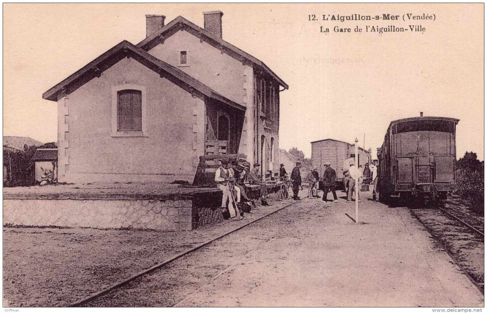 L'AIGUILLON SUR MER LA GARE DE L'AIGUILLON VILLE TBE - Autres & Non Classés