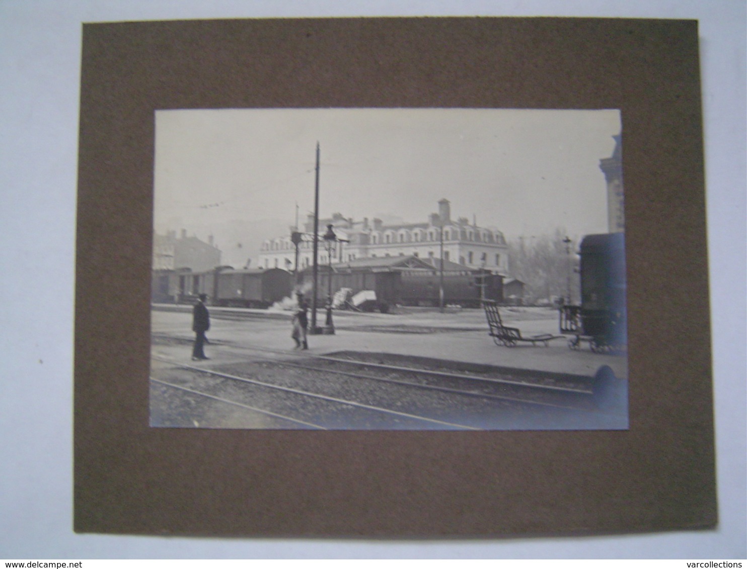 PHOTOGRAPHIE Ancienne : LYON / GARE De BROTTEAUX 1923 - Places