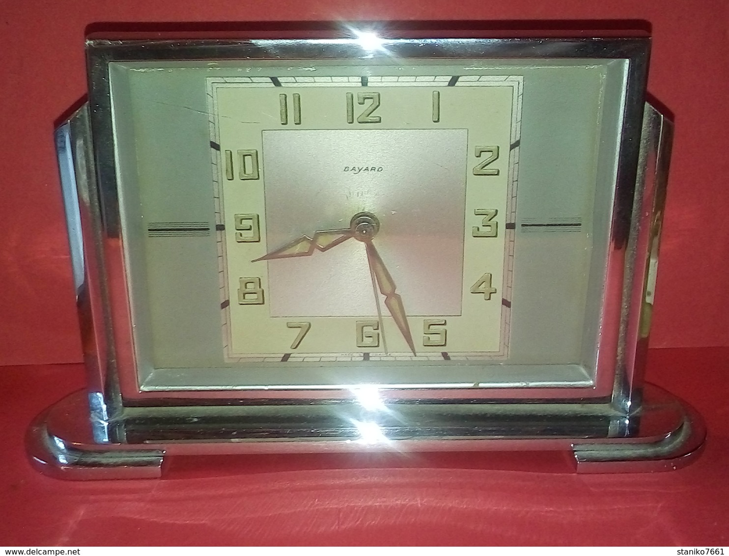 VINTAGE Et ORIGINAL ANCIEN RÉVEIL MÉCANIQUE BAYARD La Sonnerie Fonctionne à Révisé Ou Pour Décoration - Alarm Clocks