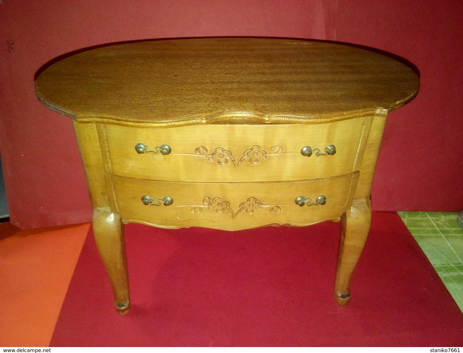 JOLIE COMMODE MINIATURE OVALE EN BOIS  2 TIROIRS Intérieur Feutre L 20 Cm X L 12.5 Cm H 14.5 Poids 385 Gr Voir Photos - Scatole/Bauli