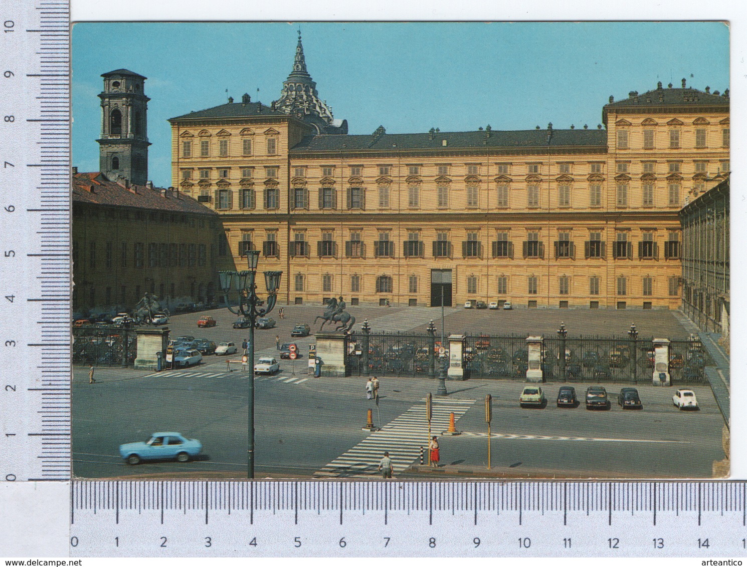 Torino ~ Palazzo E Piazella Reale ~ 1992 ~ Animata ~ Automobili ~ S.A.C.A.T. - Palazzo Reale