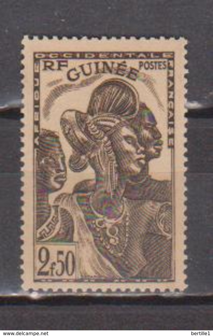 GUINEE           N°  YVERT  :  168    NEUF AVEC  CHARNIERES      ( Ch 016    ) - Unused Stamps