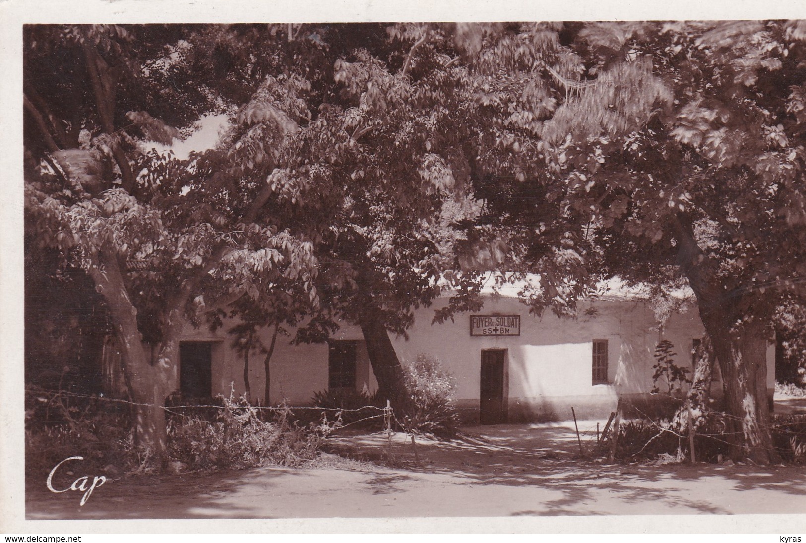 MILITARIA . CPSM 9X14.   MAROC . TAZA. Foyer Du Soldat Du Camp Coudert - Sonstige & Ohne Zuordnung