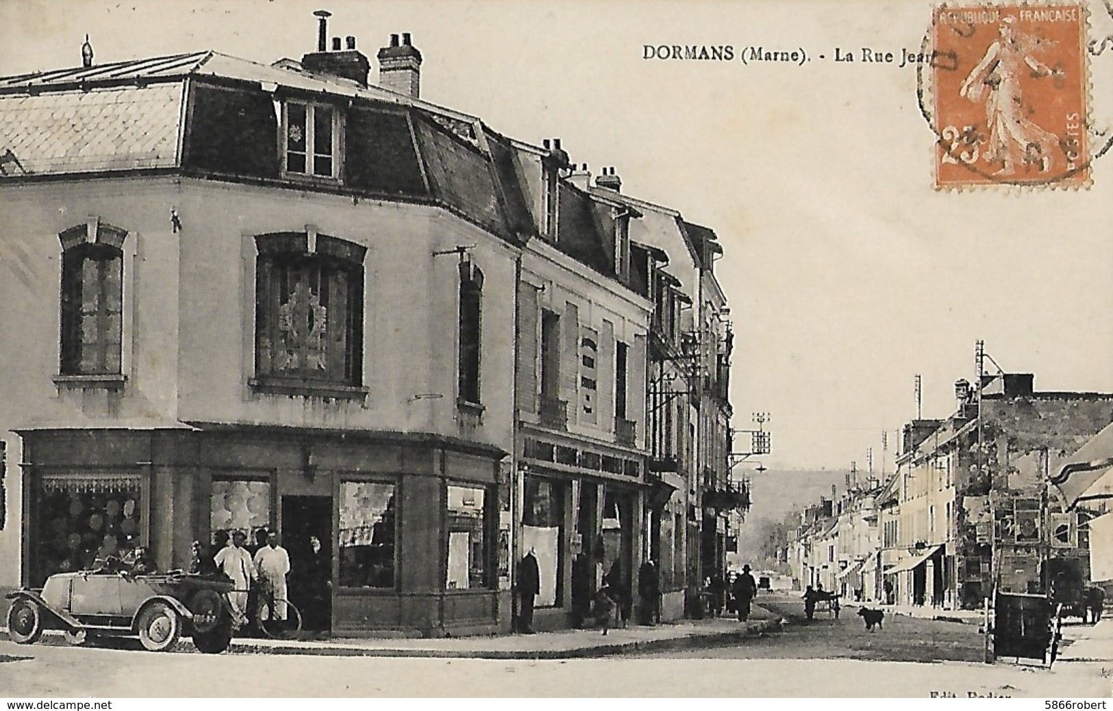 CARTE POSTALE ORIGINALE ANCIENNE : DORMANS  LA RUE JEAN DE DORMANS  ANIMEE  VOITURE  BAR TABAC  COMMERCES MARNE (51) - Dormans