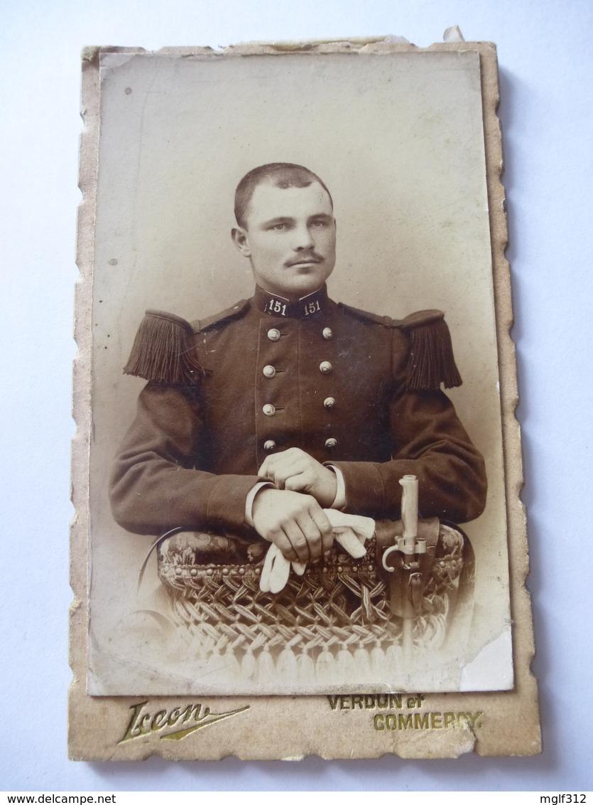 MILITAIRE : Photo  Prise à VERDUN - Inscription 151 - Guerre, Militaire