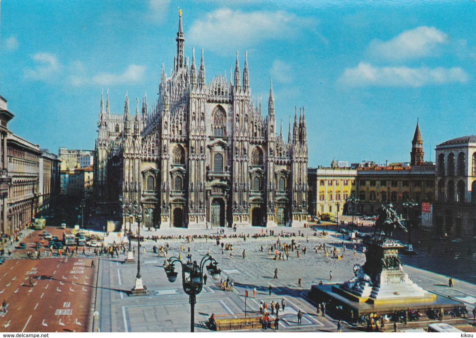 MILAN (MILANO) - Place De La Cathédrale (Plazza Del Duomo) - - Milano (Mailand)