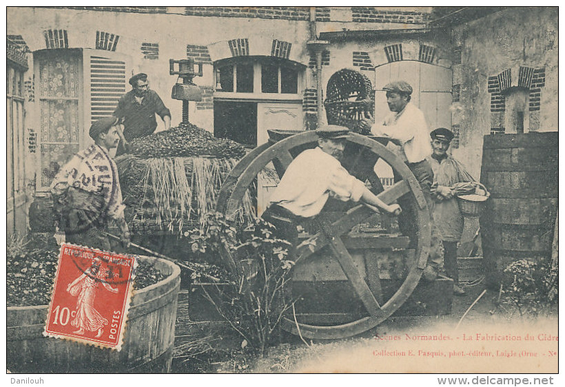 61 // SCENE NORMANDE    LA FABRICATION DU CIDRE - Altri & Non Classificati