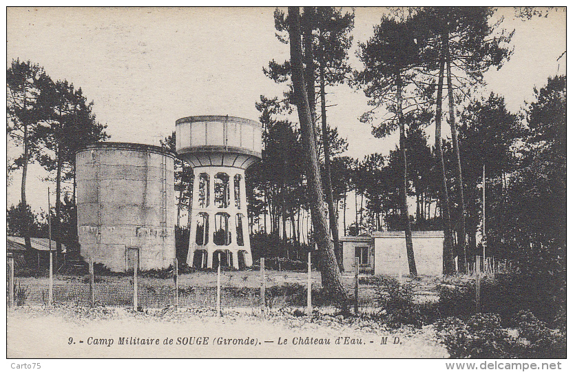 Bâtiments Et Architecture - Château D'eau - Camp Militaire De Souge - Water Towers & Wind Turbines