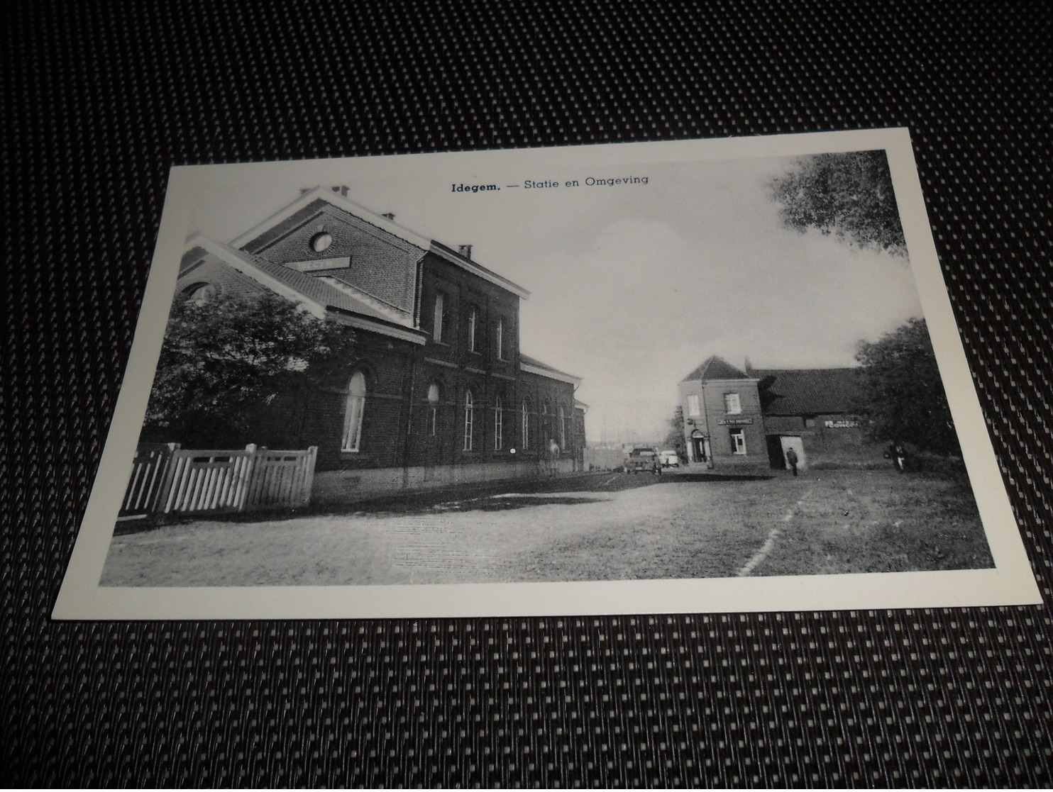 Très beau lot de 20 cartes postales de Belgique     Zeer mooi lot van 20 postkaarten van België  - 20 scans