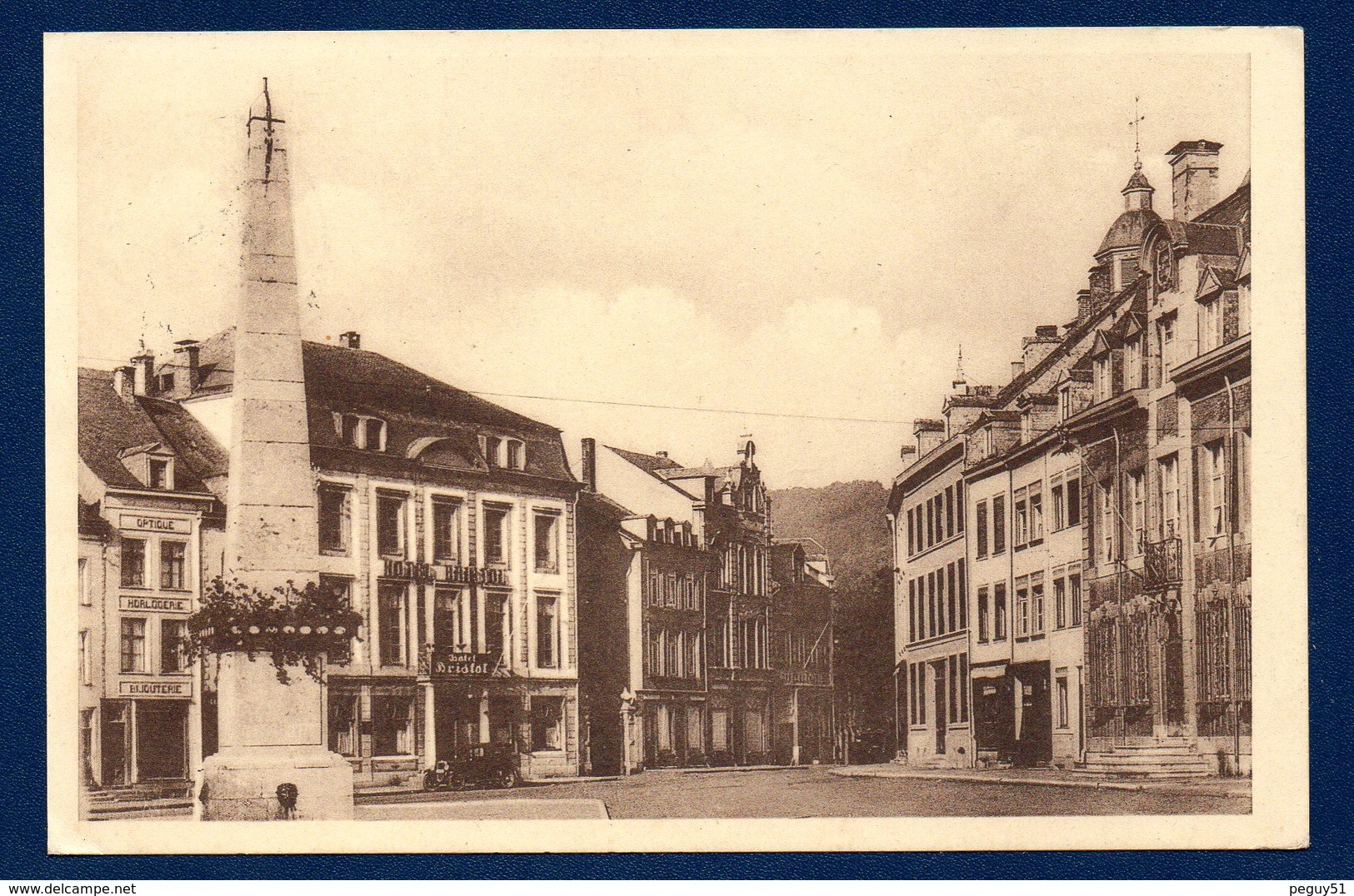 Malmédy. Grand' Place. Obélisque. Hôtel Bristol. 1938 - Malmedy