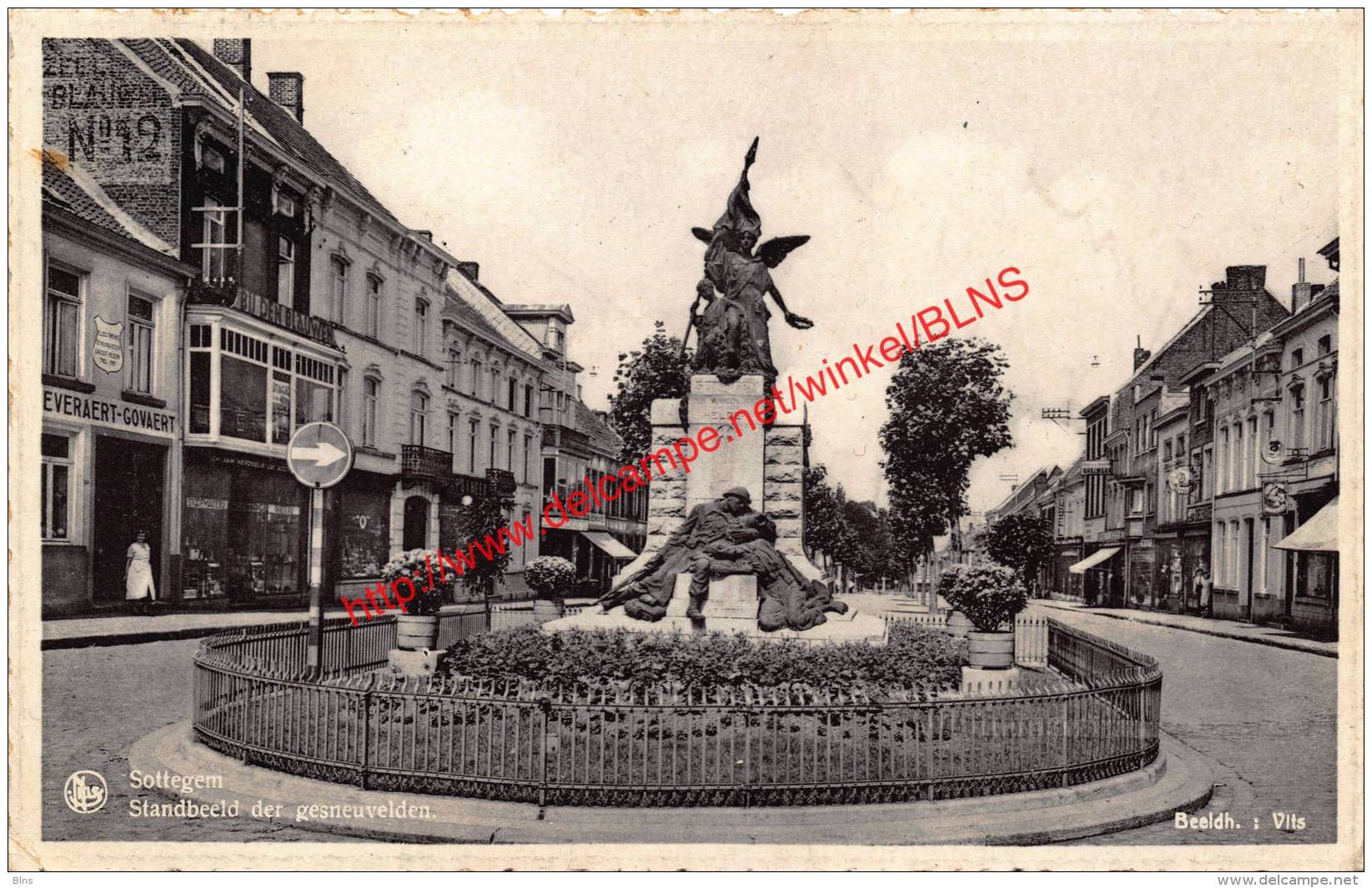 Standbeeld Der Gesneuvelden - Zottegem - Zottegem