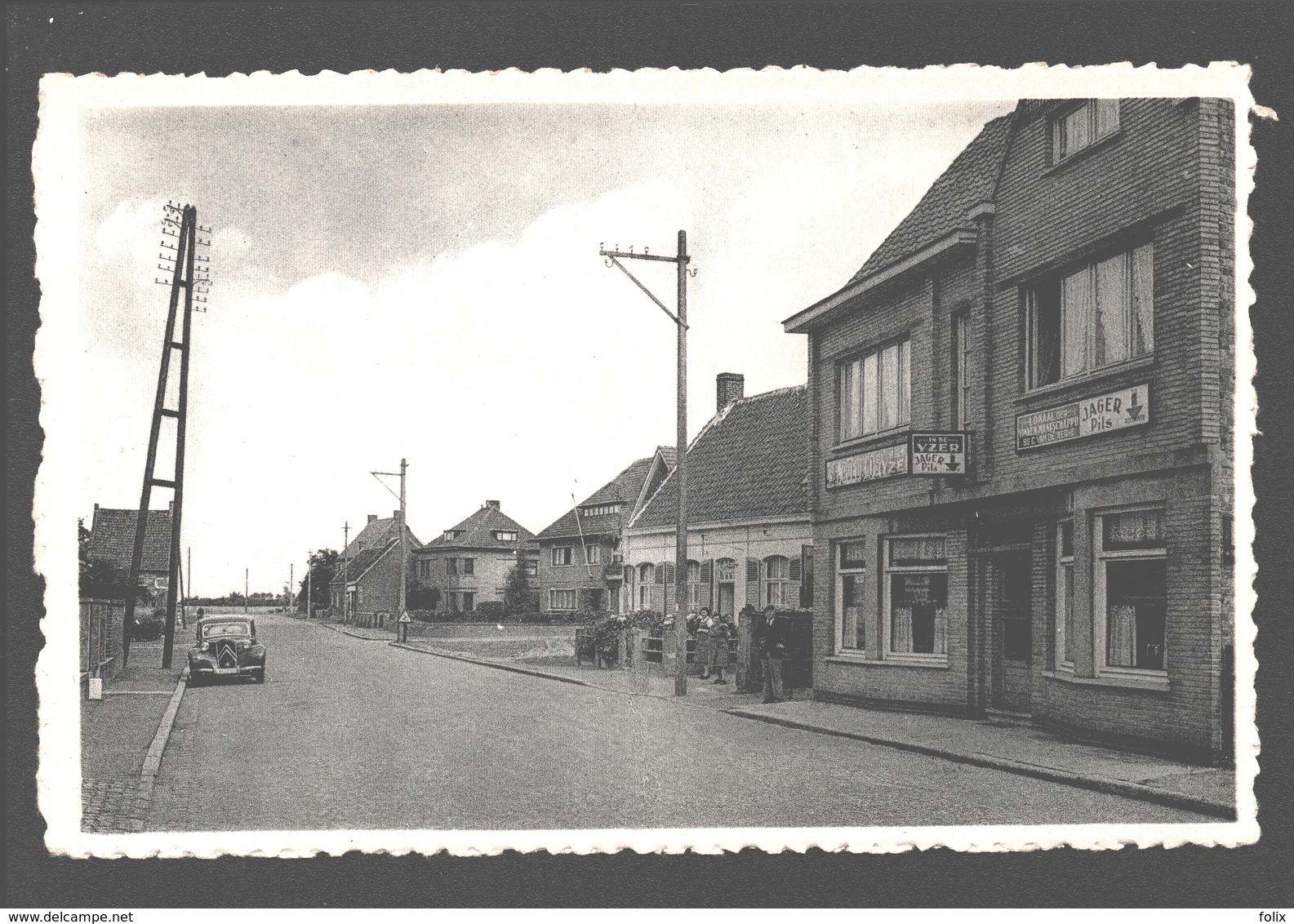 Lotenhulle - Aalterstraat - Uitgave Huis Leon De Craene, Lotenhulle - Nieuwstaat - Fotokaart - Café - Geanimeerd - Aalter