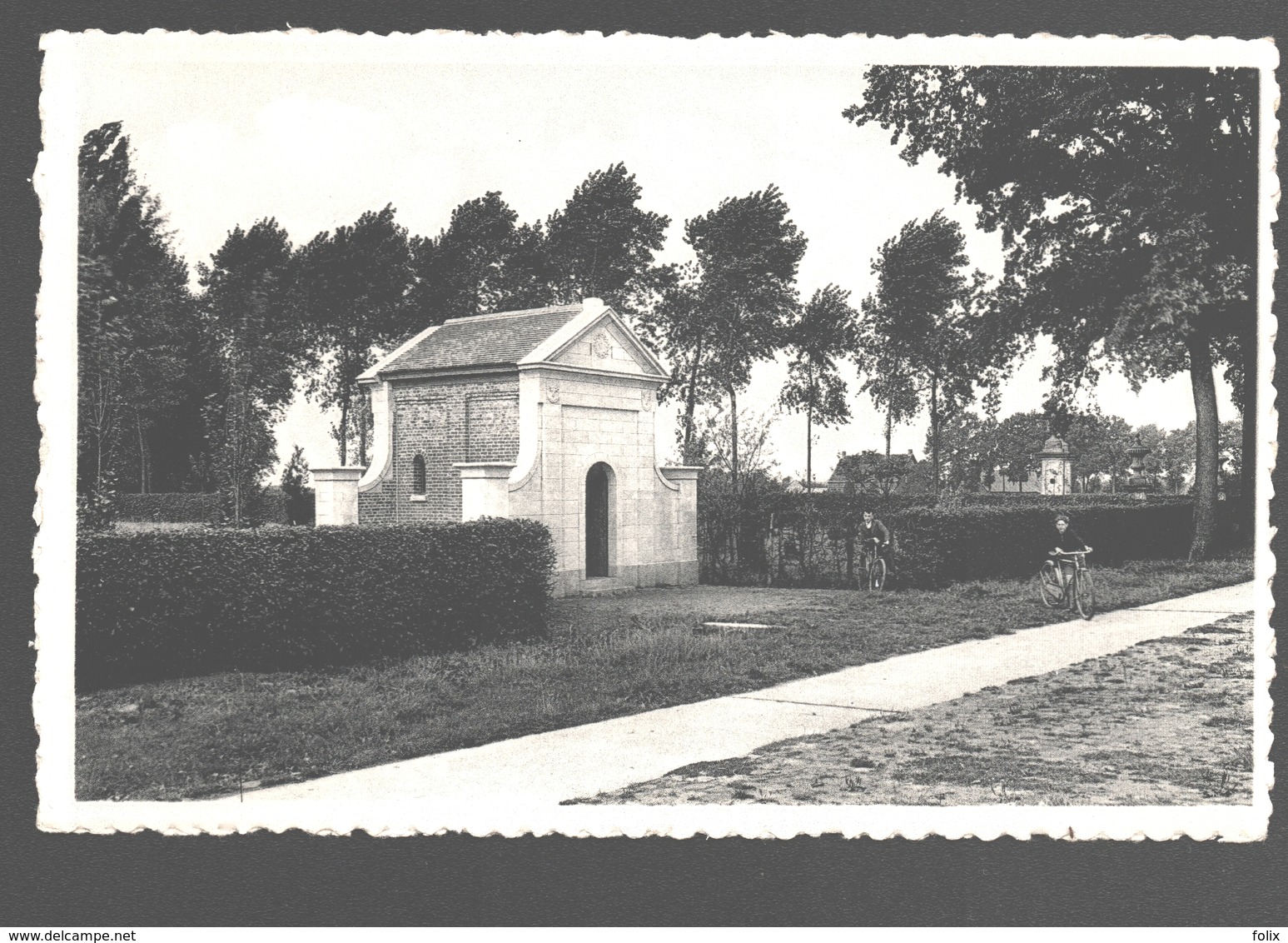 Lotenhulle - De Kapel - Aalterstraat - Uitgave Huis Leon De Craene, Lotenhulle - Nieuwstaat - Fotokaart - Kinderen Fiets - Aalter